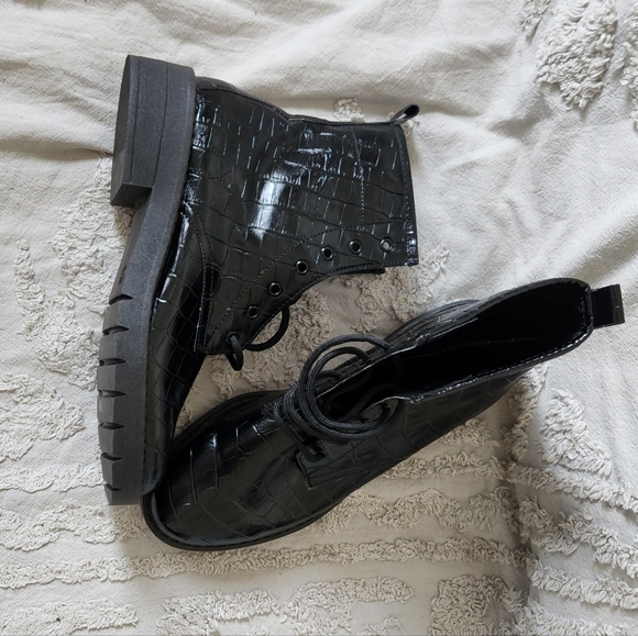 New Topshop boots - Picture 2 of 4